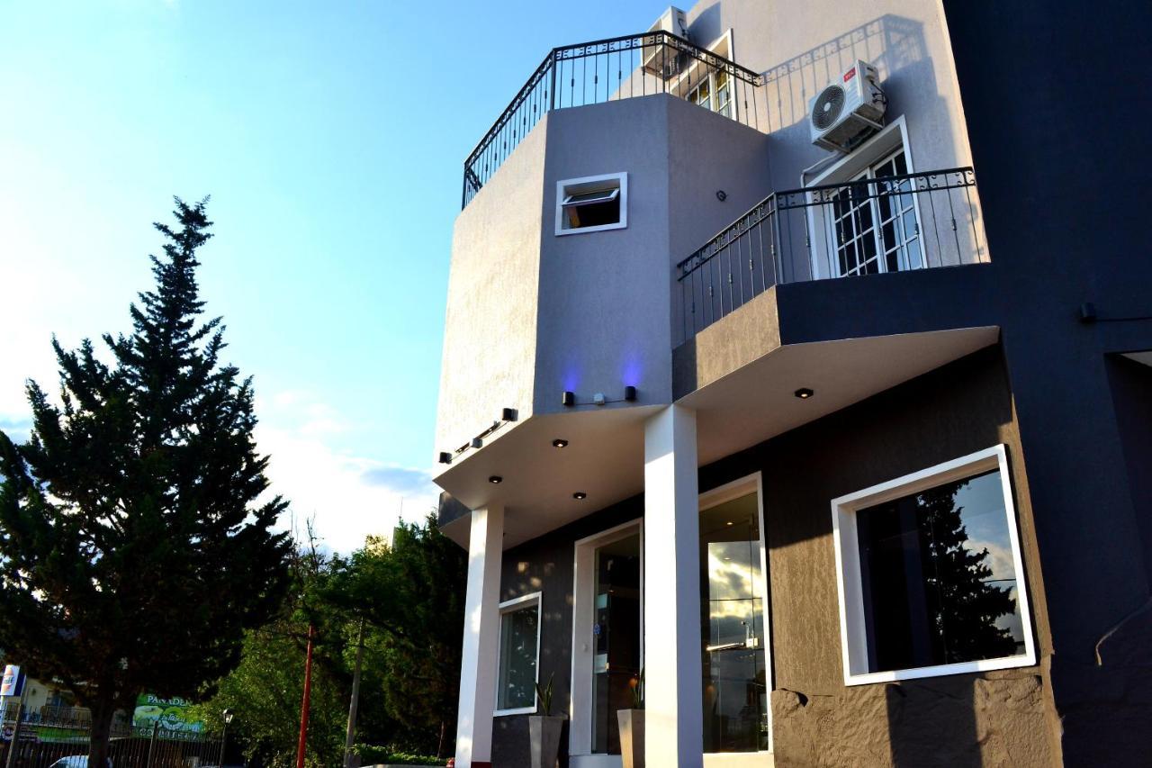 Hotel Terrazas By Cph Villa Carlos Paz Exterior photo